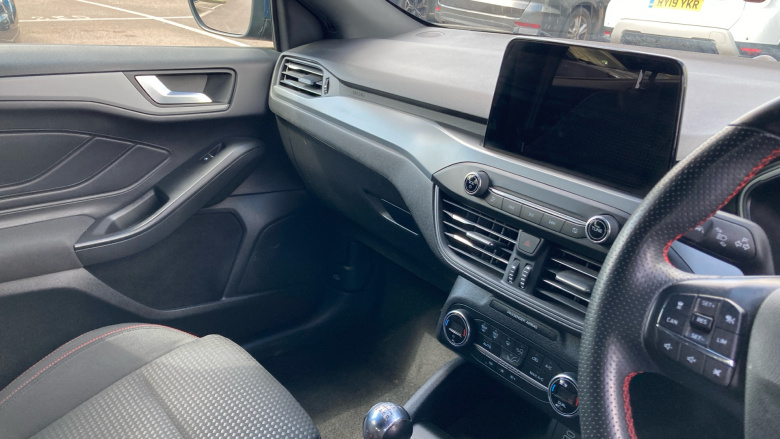 Ford Focus 1.0 EcoBoost ST-Line Style 5dr Petrol Hatchback